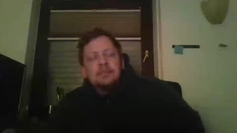 Snapshot of blonde32m chatting on 2, 11, 2025 blonde32m online show from 2, 11, 2025