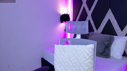 alejandra online show from 10, 11, 2025