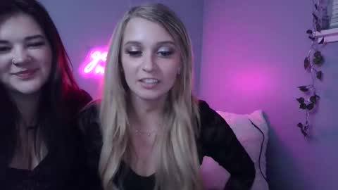 Snapshot of blonde_stella chatting on 19, 1, 2025 Blonde Stella online show from 19, 1, 2025