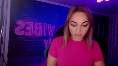 Snapshot of blonde_temptation chatting on 17, 9, 2025 Meryem online show from 17, 9, 2025