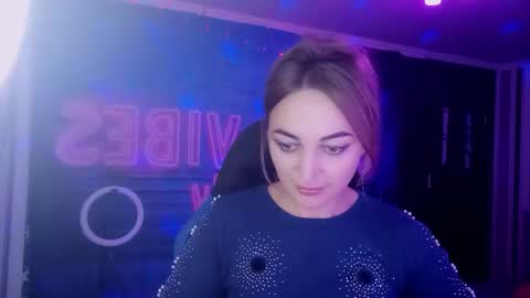 Snapshot of blonde_temptation chatting on 12, 10, 2025 Meryem online show from 12, 10, 2025