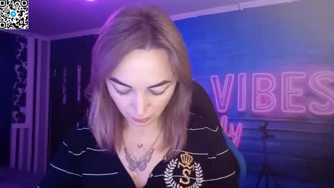 Snapshot of blonde_temptation chatting on 19, 10, 2025 Meryem online show from 19, 10, 2025