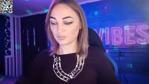 Meryem online show from 12, 11, 2025