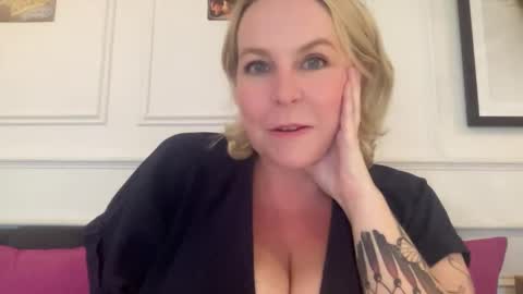 JJ online show from 20, 1, 2025