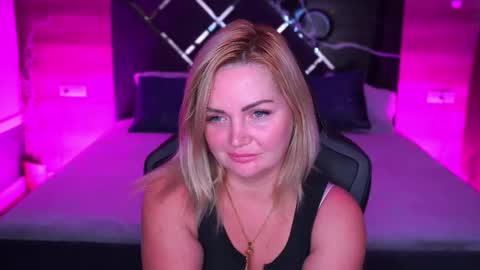 Blonde online show from 2, 10, 2025