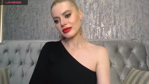 Snapshot of blondiestarxxx chatting on 11, 1, 2025 Helen online show from 11, 1, 2025