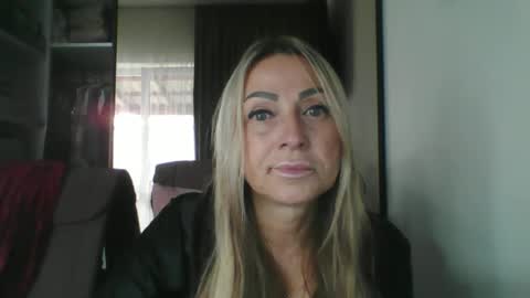 Iren online show from 12, 10, 2025