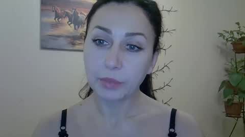 Snapshot of blue_berryx chatting on 4, 12, 2024 blue_berryx online show from 4, 12, 2024