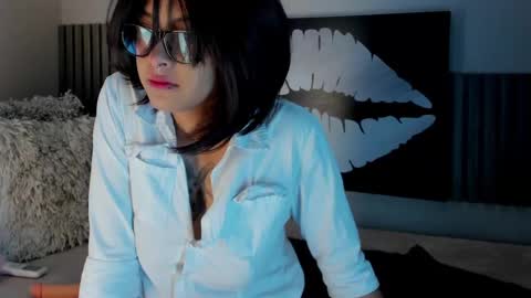 blue_sixx online show from 4, 10, 2025