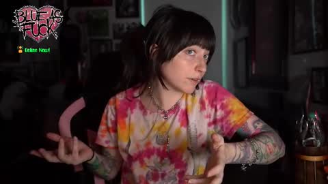 Blue online show from 25, 2, 2026