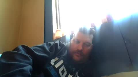 bluedemoneyes1986 online show from 25, 2, 2025