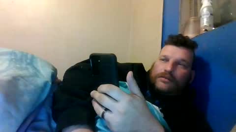 bluedemoneyes1986 online show from 26, 2, 2025