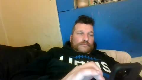 bluedemoneyes1986 online show from 26, 2, 2025