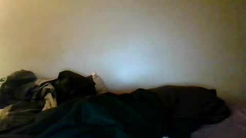 bluedemoneyes1986 online show from 3, 3, 2025