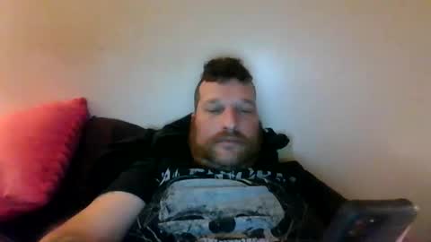 bluedemoneyes1986 online show from 5, 3, 2025