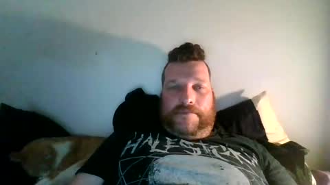 bluedemoneyes1986 online show from 5, 3, 2025