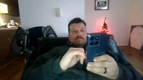 bluedemoneyes1986 online show from 18, 11, 2025