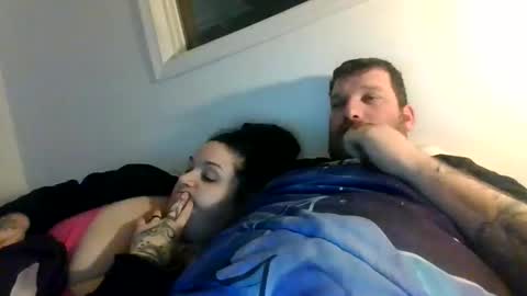 bluedemoneyes1986 online show from 6, 2, 2026