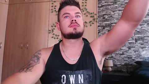 blueeyeboy0 online show from 9, 10, 2025