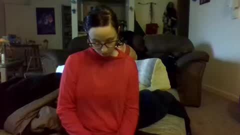 Snapshot of blueeyedbeauty1995 chatting on 14, 12, 2025 Blueeyedbeauty online show from 14, 12, 2025