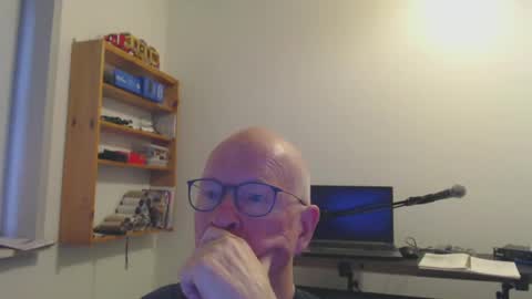 Snapshot of blueeyesn8 chatting on 8, 12, 2024 blueeyesn8 online show from 8, 12, 2024