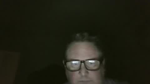 Snapshot of bluemoose70 chatting on 16, 11, 2025 bluemoose70 online show from 16, 11, 2025