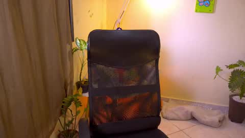 FLORAA online show from 27, 10, 2025