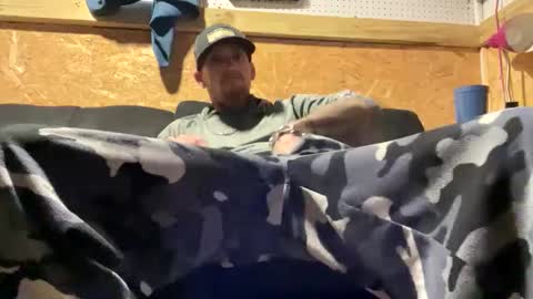 Blueyedbama33 online show from 18, 1, 2025