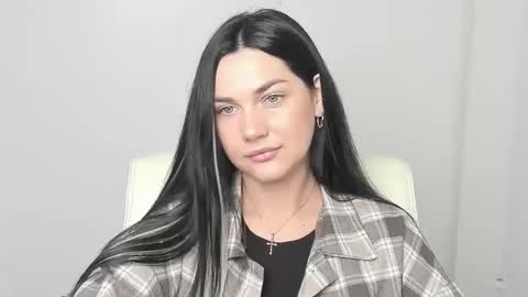 Snapshot of blum_kelly chatting on 5, 11, 2025 Kelly online show from 5, 11, 2025