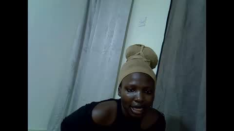 Snapshot of blushing_bunny chatting on 9, 9, 2025 Bunny online show from 9, 9, 2025