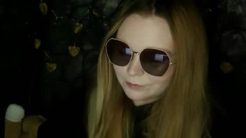 blushing_star online show from 10, 3, 2026