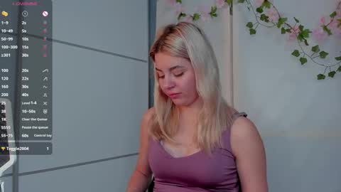 Snapshot of blushkitty chatting on 24, 9, 2025 Chloe online show from 24, 9, 2025