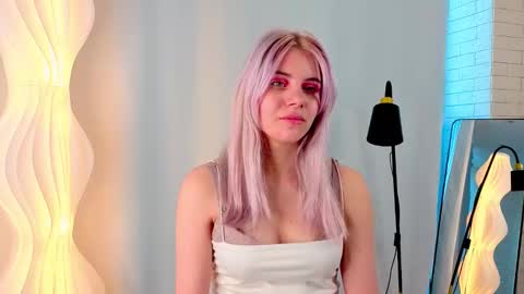 Snapshot of blushkitty chatting on 24, 10, 2025 Chloe online show from 24, 10, 2025