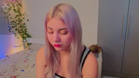 Snapshot of blushkitty chatting on 7, 11, 2025 Chloe online show from 7, 11, 2025