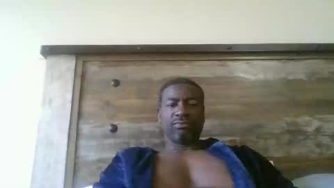 Snapshot of bluuthunder1914 chatting on 18, 11, 2025 bluuthunder1914 online show from 18, 11, 2025