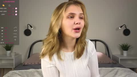 Snapshot of blytheaven chatting on 4, 12, 2024 Erica online show from 4, 12, 2024