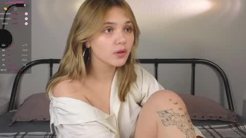 Snapshot of blytheaven chatting on 11, 12, 2024 Erica online show from 11, 12, 2024