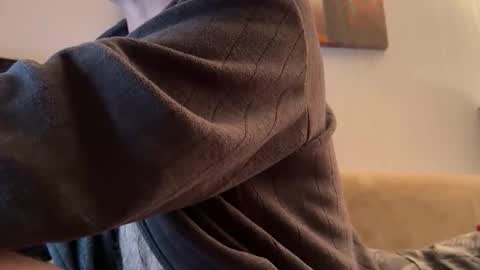 Snapshot of bmcmg chatting on 28, 11, 2025 Brian mc online show from 28, 11, 2025