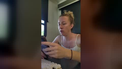 MamaMorgan online show from 4, 2, 2026