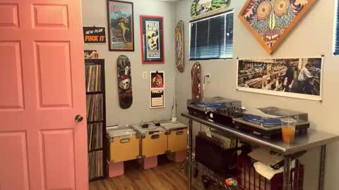 ZuperZexyZounds online show from 22, 3, 2026