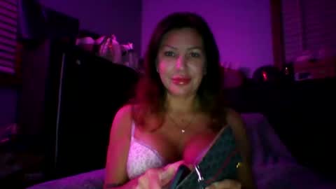 milf online show from 15, 10, 2025