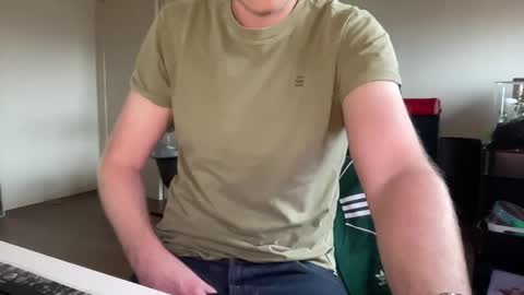 Snapshot of boegieboy76 chatting on 5, 12, 2024 ask me online show from 5, 12, 2024