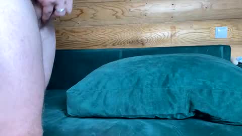 Nail and Olivia online show from 10, 10, 2025