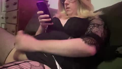 Snapshot of boitoyfag chatting on 23, 11, 2025 boitoyfag online show from 23, 11, 2025