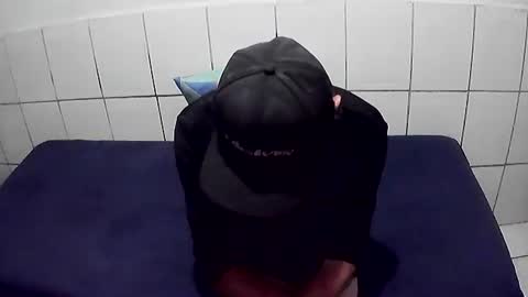 Cesar Augusto Pierdona online show from 20, 12, 2025