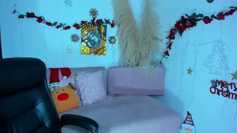  Salma Independent Model online show from 17, 12, 2024