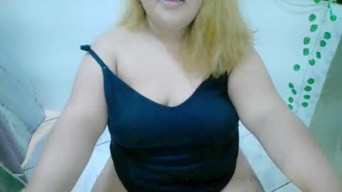 Snapshot of bombastic_darla chatting on 27, 9, 2025 bombastic_darla online show from 27, 9, 2025