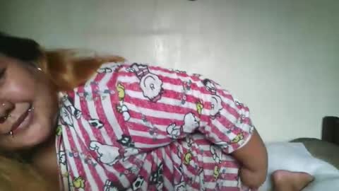 Snapshot of bombastic_darla chatting on 26, 10, 2025 bombastic_darla online show from 26, 10, 2025