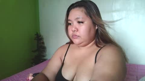 Snapshot of bombastic_darla chatting on 15, 12, 2025 bombastic_darla online show from 15, 12, 2025