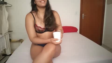 Snapshot of bombomepimenta chatting on 2, 1, 2025 bombomepimenta online show from 2, 1, 2025